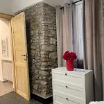 La Casa Di Mira Penzion Gavi