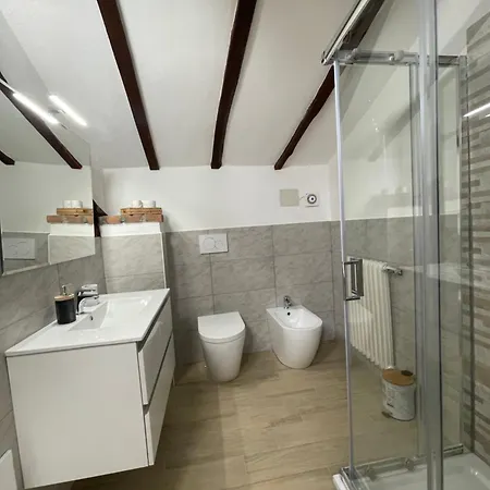 La Casa Di Mira ガーヴィ