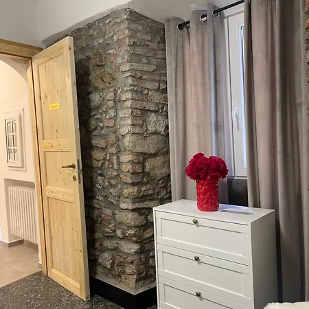 La Casa Di Mira ゲストハウス ガーヴィ