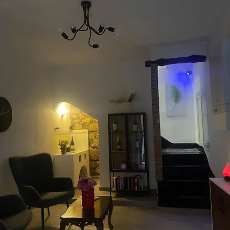 La Casa Di Mira Gavi